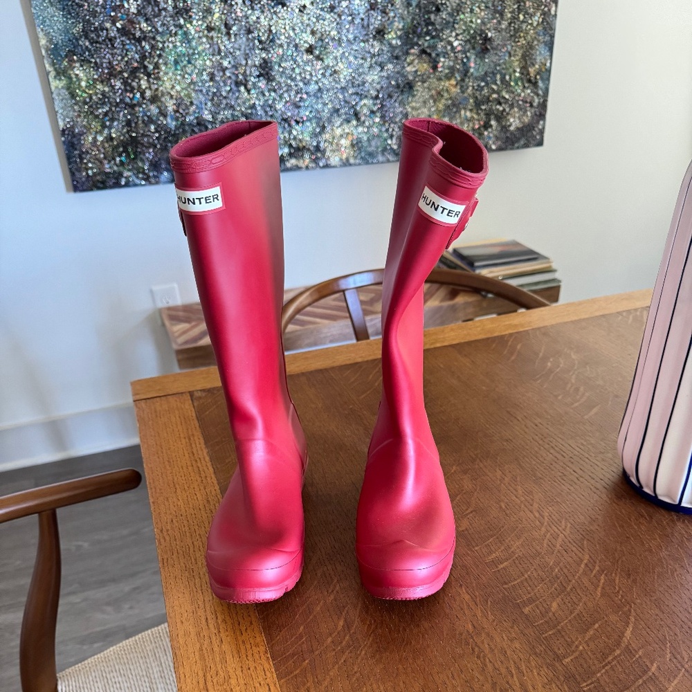Hunter Rain Boots - Barely Used - Excellent Condition